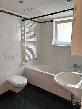 Foto - 1ZKB Souterrain mit separatem Eingang, 32qm