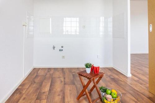 Foto - Geräumige 3-Raum-Wohnung mit Balkon in begrünter Wohnlage