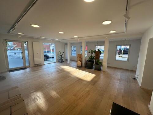 Foto - #2A- 1A-Ladenlokal Ecklage im Zentrum von Rösrath-Hoffnungsthal