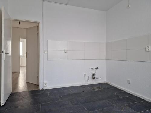 Foto - Viel Raum für Genuss: Großzügige Küche trifft auf gemütliches Wohnen!