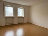 Foto - 2,5 Zimmer Wohnung zur miete - 755,00&nbsp;EUR Kaltmiete, ca.&nbsp; 72,00&nbsp;m&sup2;