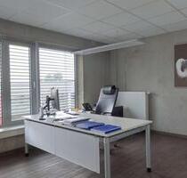 Moderne Bürofläche im Obergeschoss an verkehrsgünstigem Standort in Baden-Baden Oos