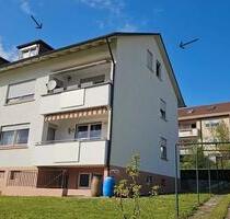 helle 2 Zimmer-Dachgeschosswohnung mit Garage und Gartenanteil - Nürtingen