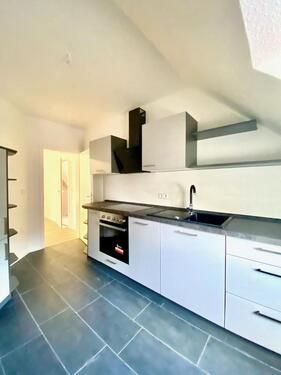 Foto - helle 3-Raum DG-Wohnung mit Einbauküche