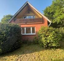 Wohnung 1 OG 83 qm, 3 Zimmer, Bad neu große Loggia Klein Hehlen - Celle Altenhagen