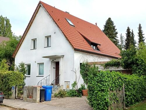 Foto - 6.5 Zimmer Einfamilienhaus zum Kaufen in München