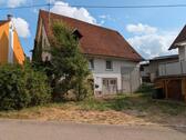 Foto - Stark sanierungsbedürftiges Bauernhaus in Aasen