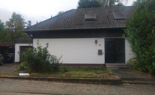 Foto - freistehender Bungalow mit viel Grundstück
