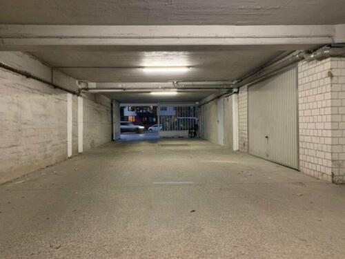 Foto - Garagenplatz zu vermieten. - 120,00 EUR Miete,
