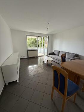 Foto - Helle, renovierte und möblierte 3- Zimmer-Wohnung im Taunus