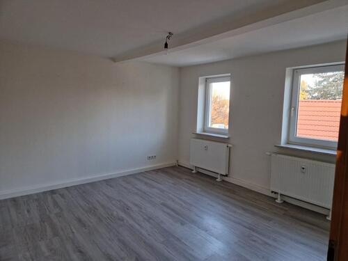 Foto - 3-Raum-Dachgeschosswohnung mit Balkon & Stellplatz