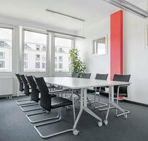 Privater Büroraum für 4 Person in Regus Neue Messe Riem - München Bogenhausen