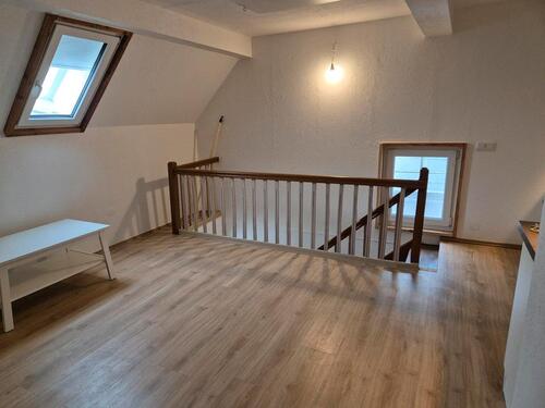Foto - 2 Zimmer Dachgeschoßwohnung zur Miete in Thaleischweiler-Fröschen