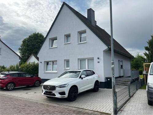 Foto - 3-Zimmer Wohnung-Küche-Balkon-Gartenanteil-Parkplätze