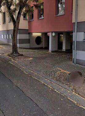Foto - Stellplatz in Tiefgaragen - 90,00&nbsp;EUR Miete,