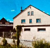 Mehrfamilienhaus mit Lager-Gewerbehalle - Stadtsteinach