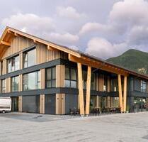 Praxisräume mit wunderschönem Blick in die Berge - Staudach-Egerndach