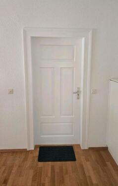 Foto - Helle Dachgeschosswohnung: renoviert, neue Böden, Einbauküche