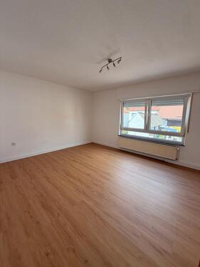 Foto - Wohnung 3 ZKB + Balkon + Keller + Garage (67246, Dirmstein)