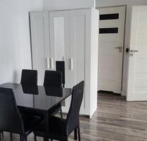 Gepflegte 2-Zimmer-Wohnung mit Balkon und Aufzug - Bremen Östliche Vorstadt