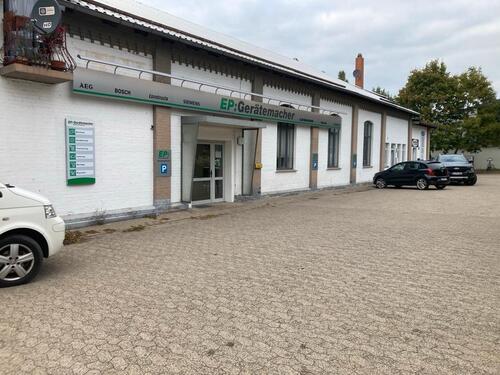 Foto - BS-Wenden Großzügige Gewerbefläche mit Lager & Kunden-Parkplätzen