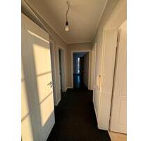 4-Zimmer Dachgeschosswohnung Maisach+Balkon, Küche, 151qm NF,S3