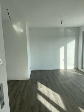 Foto - Schöne Penthouse Wohnung 3ZKB - 950,00&nbsp;EUR Kaltmiete, ca.&nbsp; 93,00&nbsp;m&sup2;