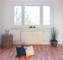 3-Raum-Wohnung mit Tageslichtbad, nahe Rosengarten - Chemnitz Helbersdorf