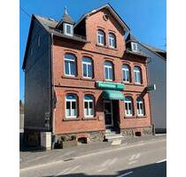 Wohn- und Geschäftshaus - 350.000,00&nbsp;EUR Kaufpreis, ca.&nbsp; 180,00&nbsp;m&sup2; in Kastellaun (PLZ: 56288)
