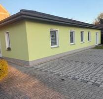 2 Einfamilienhäuser - 490.000,00&nbsp;EUR Kaufpreis, ca.&nbsp; 124,00&nbsp;m&sup2; in Guben (PLZ: 03172)