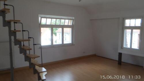 Foto - Möblierte 4-Raum-Altbauwohnung mit Balkon und Badewanne