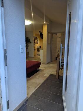 Foto - Wohnen im Grünen – helle 80 m² 3-Zimmer-Wohnung mit großem Balkon, 2 Bädern, Stellplätzen & Möblierung – ruhige Lage – ideal für PaareFamilien – Hund erlaubt