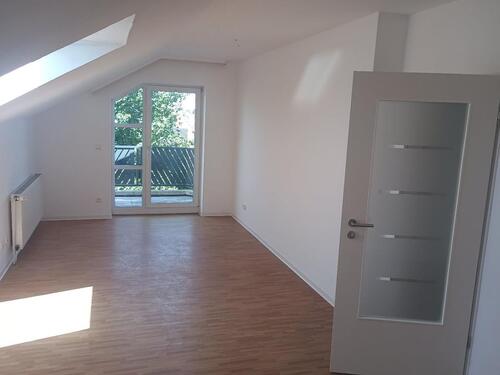 Foto - 1 Zimmer Dachgeschoßwohnung zur Miete in Salzkotten