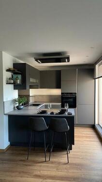 Foto - Luxuriös, Möbliert, Balkon, Düsseldorfer Stadtnähe