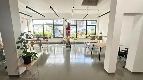 Foto - Meeting Konferenz Workshop Raum mitten in Kiel zur Tagesmiete