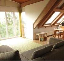 Lichtdurchflutete 4 Zi.-Dachgeschoss-Maisonette-Wohnung - Berlin Pankow