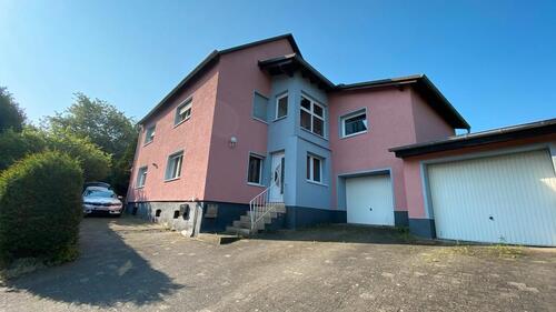 Foto - Zweifamilienhaus in Ortsrandlage