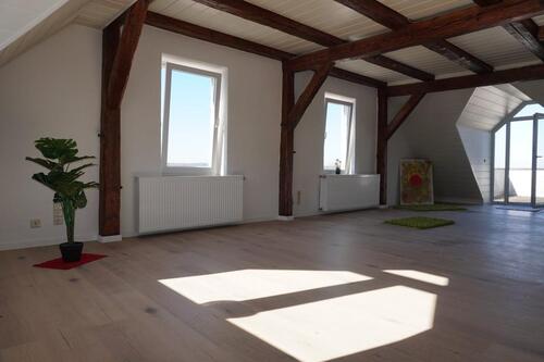 Foto - 5 Zimmer Dachgeschoßwohnung zur Miete in Altenstadt