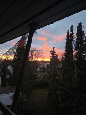 Foto - Reserviert: Nachmieter für helle Wohnung mit großer Dachterrasse