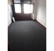 WG ZIMMER IN PLOCHINGEN - 500,00&nbsp;EUR Kaltmiete, ca.&nbsp; 20,00&nbsp;m&sup2; in Ostfildern (PLZ: 73760)