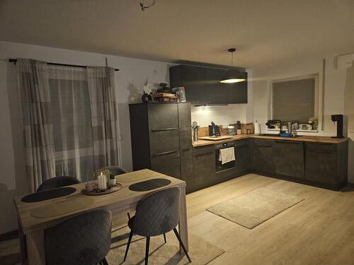 Foto - moderne 3 Zimmer-Wohnung mit großem Balkon