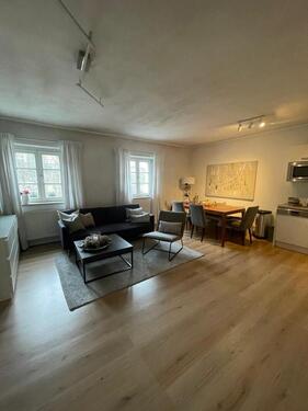 Foto - 2,5 Zimmer Wohnung zentral gelegen und neu renoviert