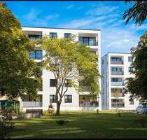 Vierzimmer+Balkon+Fahrstuhl+Stellplatz - Halle (Saale) Gesundbrunnen
