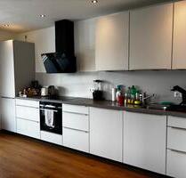 Moderne 2-Zimmer-Wohnung mit Balkon und EBK in Penzberg