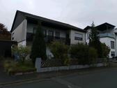 Foto - Einfamilienhaus mit Einliegerwohnung