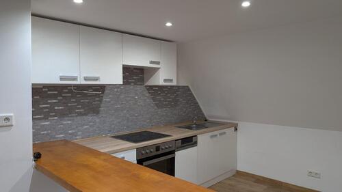 Foto - Renovierte Dachgeschosswohnung in Oberasbach (Nähe S-Bahnhof, 8 m