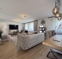 Provisionsfrei! Renoviertes RMH in Uhingen - ELW möglich