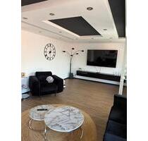 Zweifamilienhaus - 375.000,00&nbsp;EUR Kaufpreis, ca.&nbsp; 200,00&nbsp;m&sup2; in Wertheim (PLZ: 97877)
