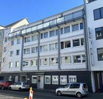 Klassische Büro-Praxiseinheit (ca. 120 m²) im 1. Obergeschoss in Leverkusen-Wiesdorf!