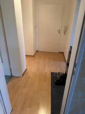 Foto - Wohnungsvermietung 135,00 qm - 1.200,00 EUR Kaltmiete,
